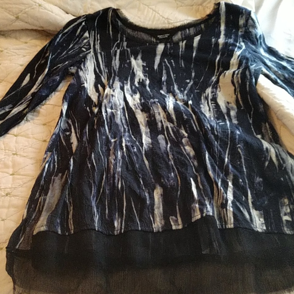 Simply Vera Blouse